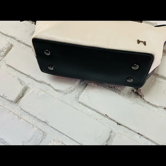 - Halston Heritage Black /gray White Satchel Handbag - Picture 7 of 10